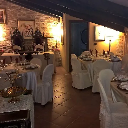 בית כפרי Il Paradiso Del Re *