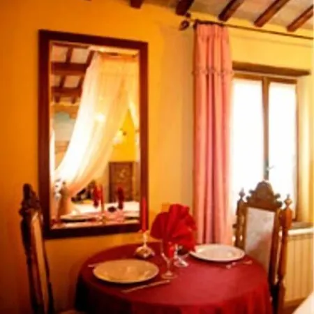 בית כפרי Il Paradiso Del Re *